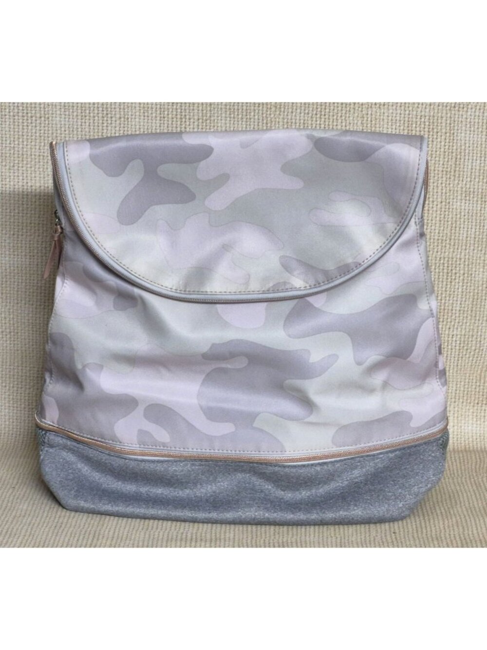 STELLA & DOT Blush Camo Camouflage “Crush It” Backpack Clean 2 Compartment